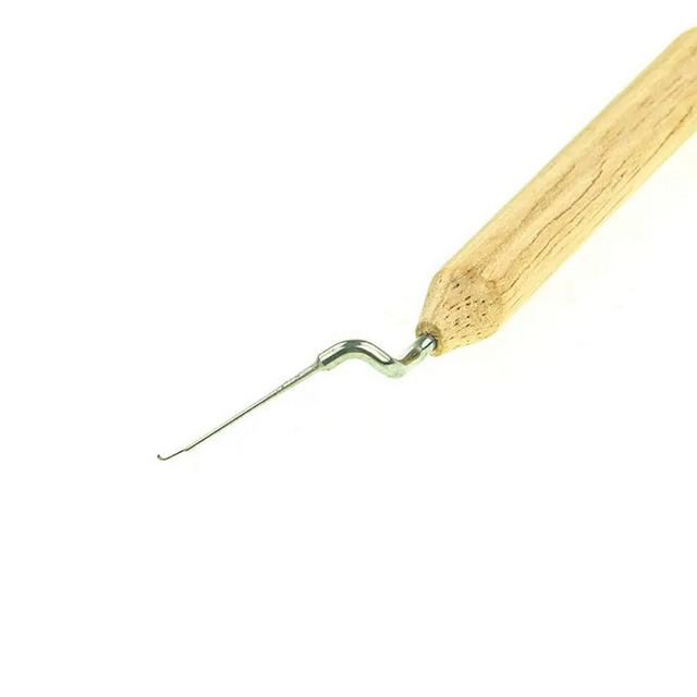 Шпатель для переноса личинок ЛЕВЫЙ (деревянная ручка, футляр)